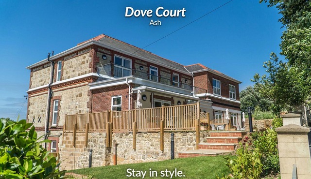 Vectis Holiday Homes, Modern, spacious apartment, great location, free WIFI