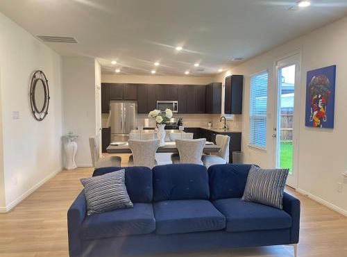 Vees Oasis Home away from Home!