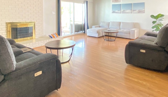 Vegas Oasis 4BR Pool + Patio Near Strip & Airport