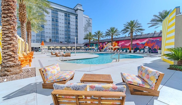 Vegas Stay Near MGM Grand w/Restaurant, Bar & On-Site Casino