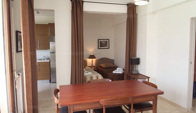 Velapop-1701-Pleasant flat in a quiet residential area.