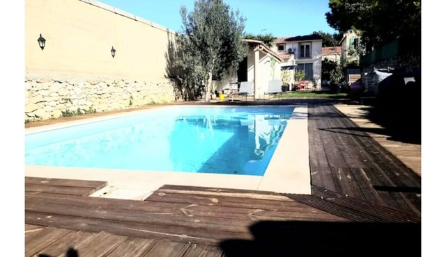 Velodrome Gite Avec Piscine : 3 Logements/13 Personnes
