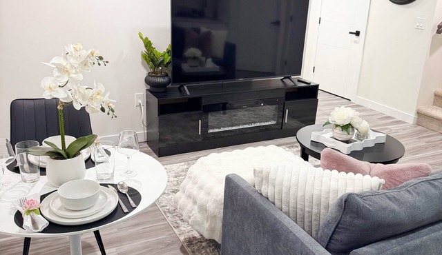 Velvet&Rose|Elegant Private 2BR Suite|Free Parking|Wi-Fi