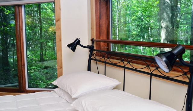 Venez Vous Reposer Dans Notre Charmant Écorefuge Situé en Pleine Forêt