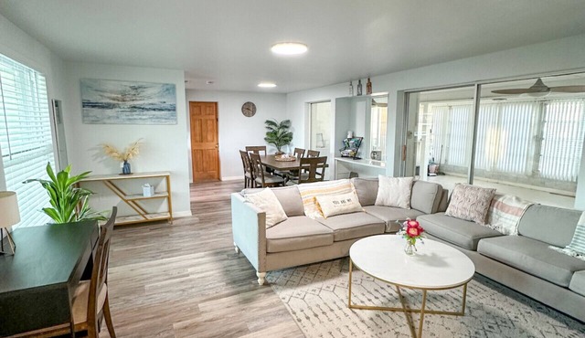 Venice Cottage near Venice Beach