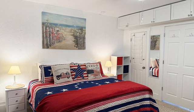 Venice Villas – 1BR Villa Steps to Beach + Pool