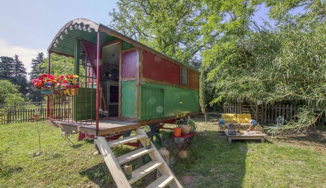 Vent de Bohème, atypical caravan in Cabannes
