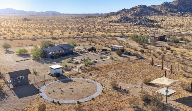 Ventara: Boulder Views, Hot Tub, Cowboy Pool