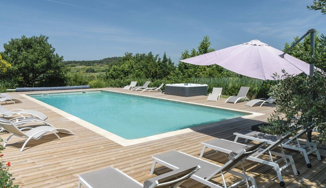 VENTOUX - LUBERON Large Mas for 20 people - Superb panoramic heated swimming pool
