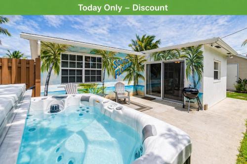 Ventur Tropical w Hot Tub Close to Beach