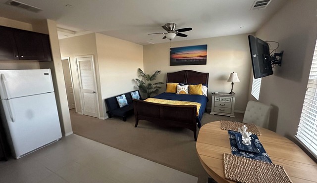 Ventura studio, clean and convenient