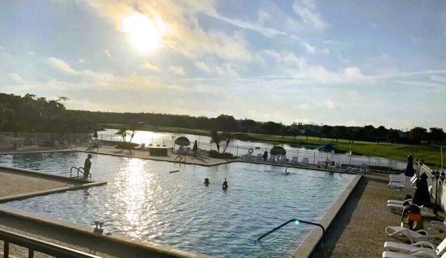 Ventura Village Cottage minutes to Disney