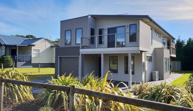 Venus Haven - Beach 1, Linen, WI-FI, Netflix