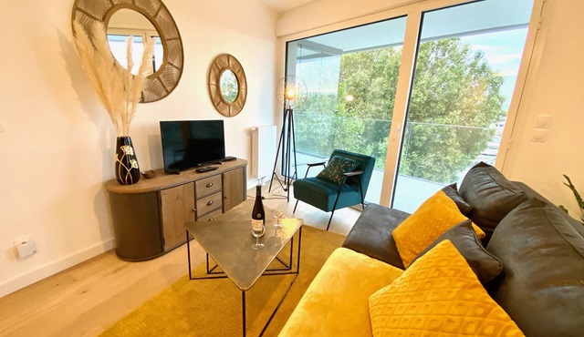 Venus YourHostHelper