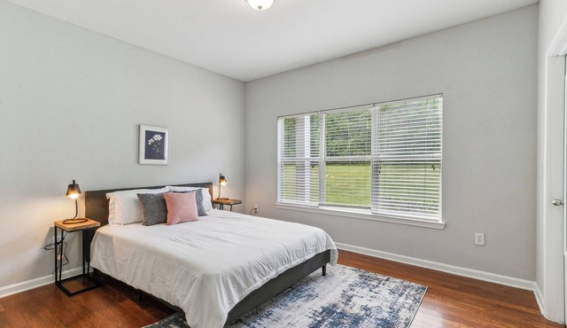 Verandas 1723 I Corporate @Bd Apt I Pool I Gym