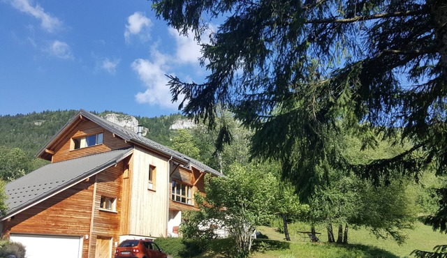 Vercors, T4 mountain apartment, sleeps 9, sauna or Nordic bath, 3 bedrooms