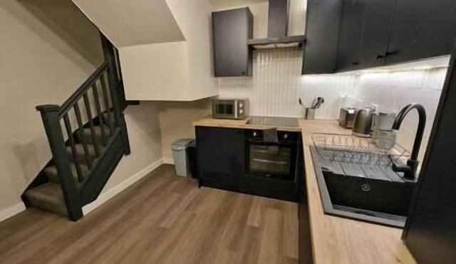 Vere Room 2 - Double Room - En Suite - Close to City Centre