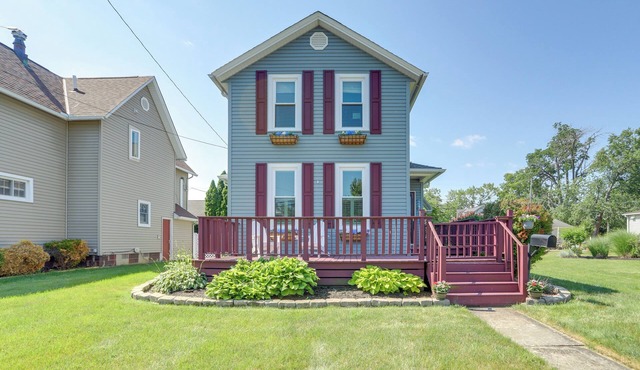 Vermilion Home - Walk to Main Street Beach!