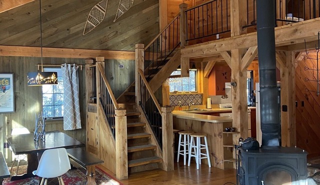 Vermont chalet near beautiful Mount Snow and the quaint town of Wilmington