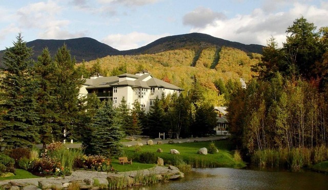Vermont Mountain Escape Near Skiing with Spacious 2BR Deluxe Retreat