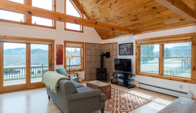 Vernon Street Chalet | 3 Bed, 3 Bath