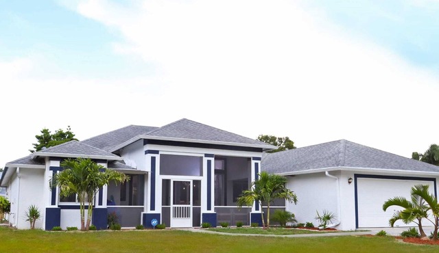 Vero Beach By Beach 8 Beds 2800 Sq Ft 11 Person Huge House Vaulted Ceilings