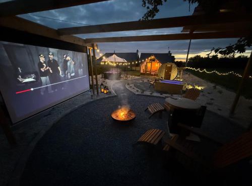 Verrière insolite avec jacuzzi et sauna