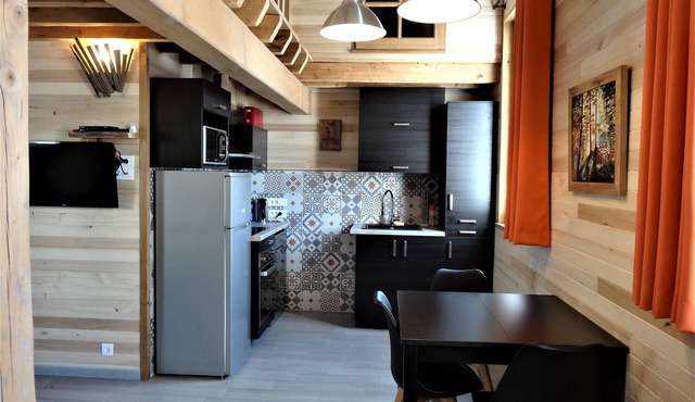 VERY BEAUTIFUL DUPLEX 2 PEOPLE view of the village square (DONE AGAIN 2018)