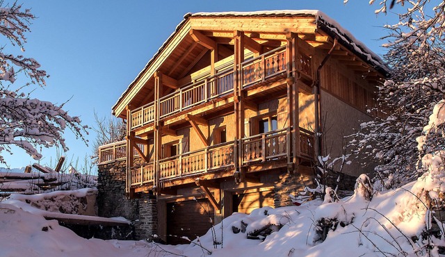 Very beautiful chalet, near Les Arcs ski area, 10 people, 140 m2