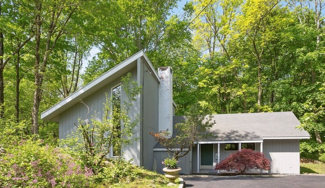 Very bright and private guest house in Greenwich