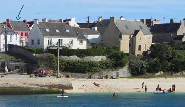 Very bright apartment 50 m from the beach, facing the port of Audierne - Wi-fi