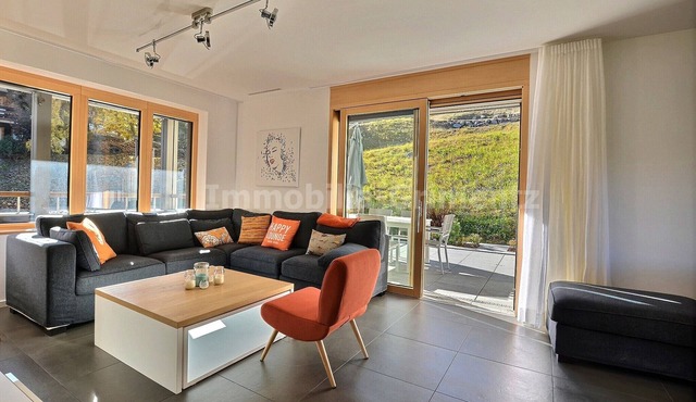 Very comfortable flat for 8 people, living room, kitchen area with dishwasher, 2 double bedrooms, 1