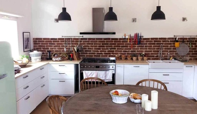 Very comfortable house, 175m2, 2 levels, garden, near the Port