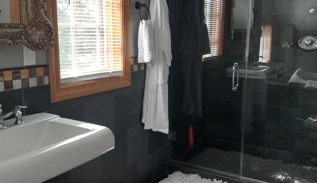 Very cozy and spacey 3 bedroom home.