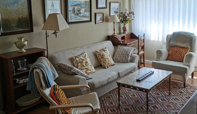 Very cozy apartment to spend quiet weekends and to make excursions