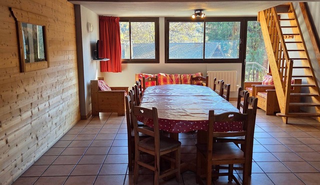 Very large apartment for 18 people with mountain view