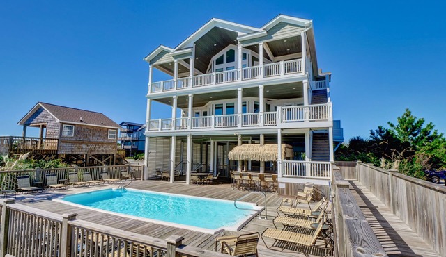 Very Large Oceanfront/Pool/Elevator/Tiki Bar/-Southern Grace on Topsail Island