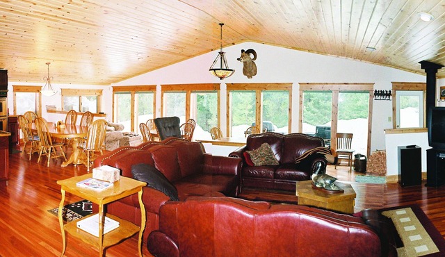 Very Large, Private Home In Middle of 2MM acres of Lewis & Clark National Forest