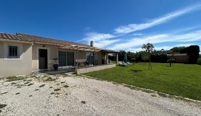 🌿Very luminous villa near Uzès - peace & quiet 🌿