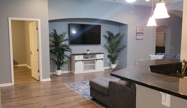 Very neat & sweet home close to JAX Airport