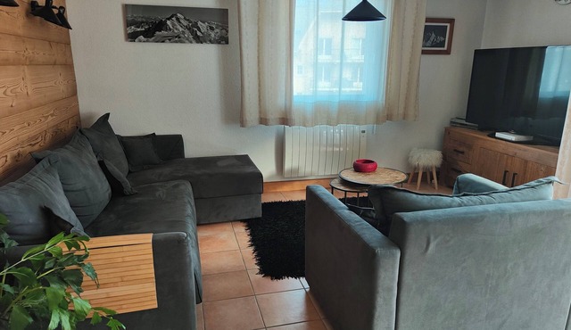 VERY NICE T3 CLASS 3*, 62 m2,100 m Gondola,Balcony 18M2,Queensize bed,2 bedrooms