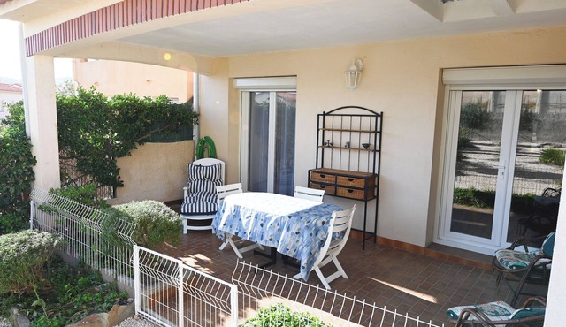 VERY NICE 2 ROOMS NEAR THE SEA