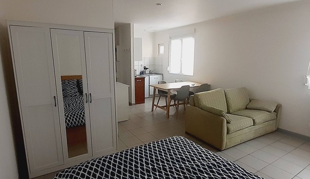 Very nice 35 m² studio on ground floor.wifi, Netflix.