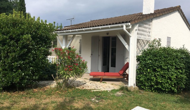 Very nice and cozy house 10 minutes from the Bassin