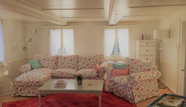 Very nice and sunny apartment on the sun terrace Amden