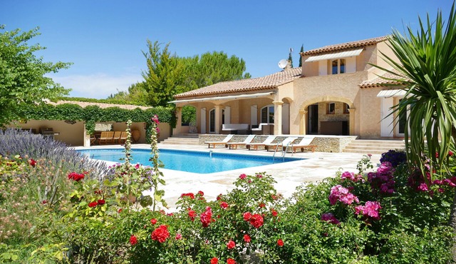 Very nice apartment attached to villa