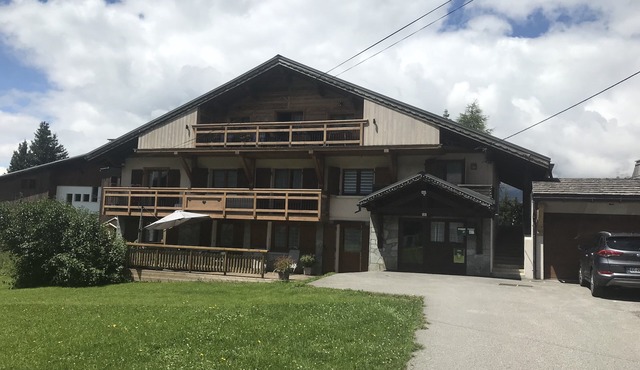 VERY NICE APARTMENT ANY COMFORT 5/7 PERS. AT THE FOOT OF TRACKS CLASS 3 *