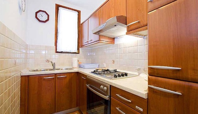 Very nice apartment for 4-6 people in Rovinj - Borik, 200 m from the beach.