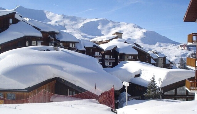 Very nice duplex at the edge of the ski runs