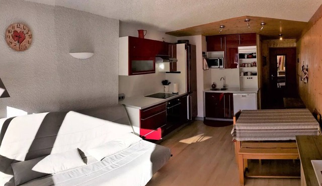Very nice renovated two-room apartment at the foot of the slopes